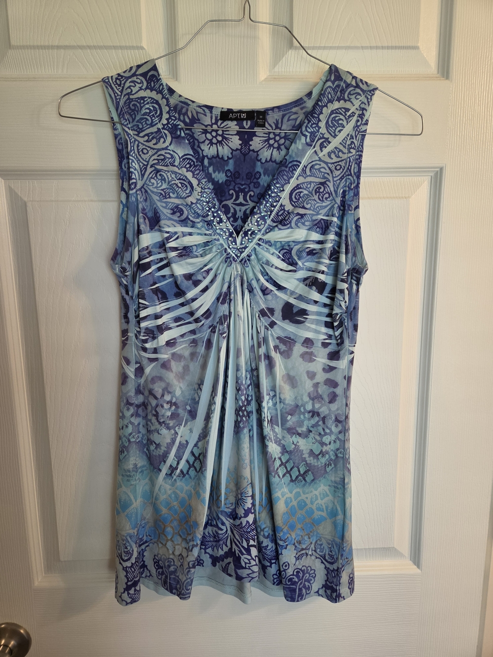 Apt. 9 Purple and Aqua Floral V-Neck Sleeveless Top